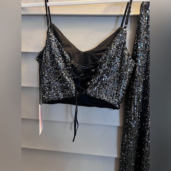 Sequined 2 piece set pants and top set size M - Picture 7 of 8